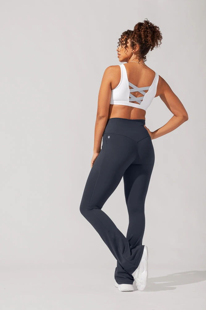 Crisscross HourglassĀ® Flared Leggings With Pockets - Smoky Navy - Image 8
