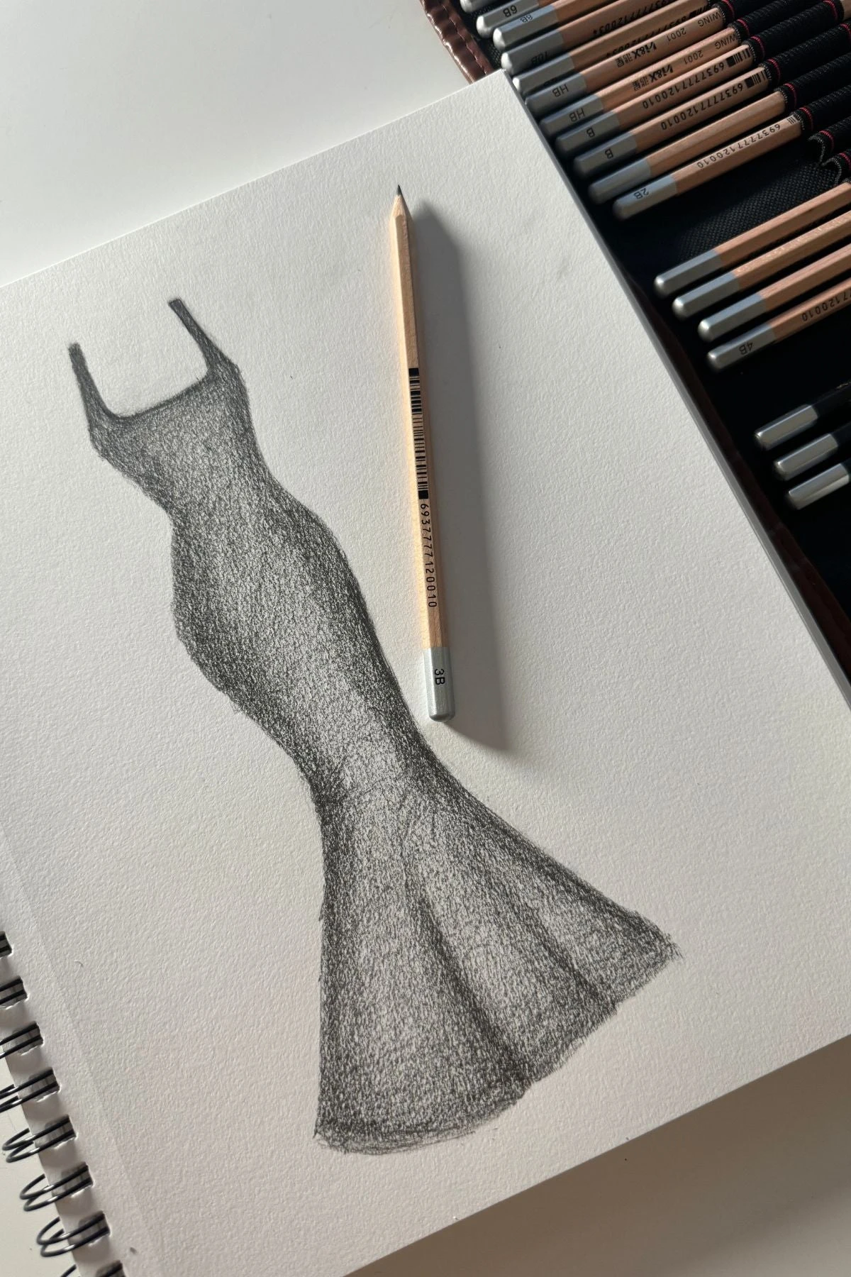 Hourglass Maxi Dress - Castaño Crinkle - Image 3