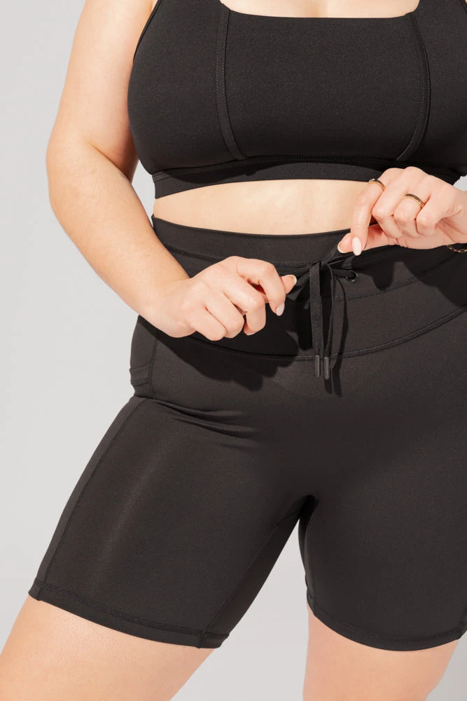 Cargo Biker Short With Pockets (Pet Hair Resistant) - Black - Image 3