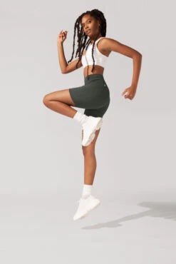 Cargo Biker Short With Pockets (Pet Hair Resistant) - Forestwood